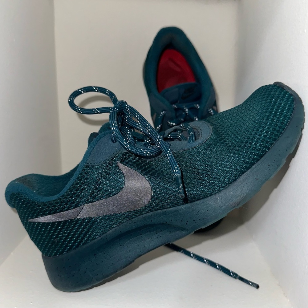 NIKE Tanjun Dark Teal/Dark Teal